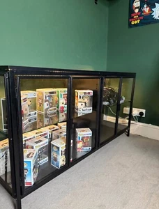 Glass Display Cabinet - 140cm Wide with LED lights - Picture 1 of 5