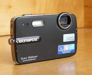 Olympus Stylus Water 550WP Digital Camera 10MP 3x Zoom Black Tested READ! - Picture 1 of 9