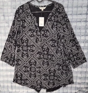 Lucky Brank Black & White Paisley Blouse Women's 1X Boho V-Neck Top 3/4 Sleeve - Picture 1 of 3