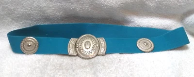 Accesorios de Pearl Turquesa Cinturón Expandible Plateado Grabado Hebilla Conchos Foto 1 de 4