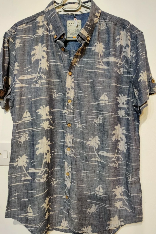 CAMISA MEZCLA ESTAMPADO PALMA TALLA M APROX AZUL CREMA 100% ALGODÓN Foto 1 de 4