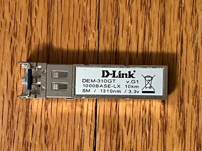 D-Link DEM-310GT-G1 1G SFP fiber transceiver - Image 1 of 2