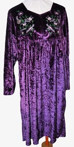 Women's Purple Velour Floral Embroidered Robe LARGE - Picture 1 of 4