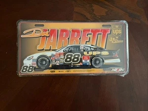 Dale Jarrett Metal License Plate 88 Yates UPS Sealed - Picture 1 of 2