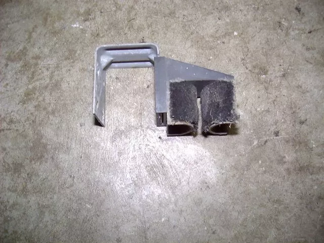 91 92 93 94 95 Saturn SL LH puerta trasera ventana cristal tope Foto 1 de 1