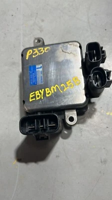 Módulo de control del ventilador de refrigeración Toyota Sienna/Camry 2005-2020 89257-30080 Foto 1 de 2