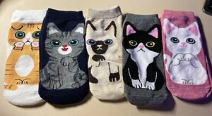 5 Pairs of Cat/Kitten trainer socks make a great gift! - Picture 1 of 2