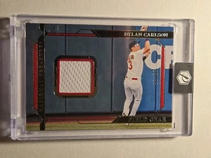 2022 National Treasures Field Gear Relic 95/99 Dylan Carlson #FG-DC Cardinals - Picture 1 of 3