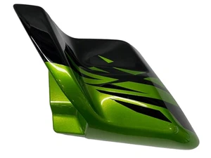 Harley Touring RH Green -Black SIDE COVER 104 New/imperfect Sold As Is NEW OEM - Picture 1 of 2