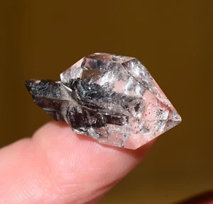 Cetro de cuarzo Herkimer diamante con eje de antraxolita penetrante década de 1990 Nueva York - Imagen 1 de 11