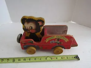 VINTAGE FISHER PRICE PULL TOY TEDDY TRUCKER #711 WOOD WOODEN PARTS RESTORE - Picture 1 of 6