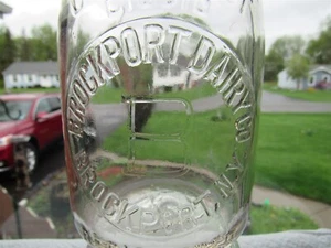 TREQ Milk Bottle Brockport Dairy Co Company Brockport NY MONROE COUNTY - Bild 1 von 2