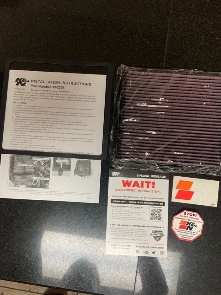 Filtro de aire de alto flujo K&N 33-2206 2000-2008 Chrystler/Dodge Caravan Town & Country Foto 1 de 3