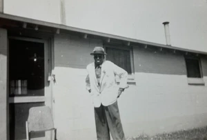 African American Man Wearing Sunglasses & Hat B&W Photograph 3.5 x 5 - Picture 1 of 3