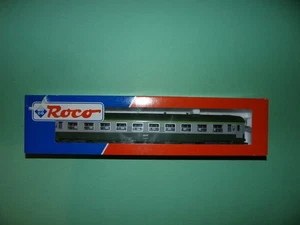 ROCO voiture voyageurs 2ième classe UIC vert/gris 45212 NEUF (n°1bis) - Imagen 1 de 7