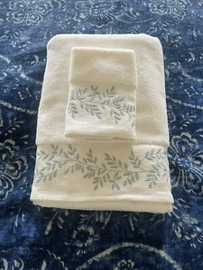 Vintage Ralph Lauren RLL Towel Set Bath Towel/Washcloth White Floral Green Label - Picture 1 of 2