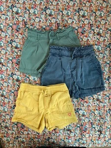 EUC Lot of 3 Gap Kids Girls 100% Cotton Shorts, size S (6-7) - Picture 1 of 13