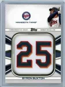 🔥 BYRON BUXTON 2022 TOPPS COMMEMORATIVE JERSEY NUMBER MEDALLION # 25 - Picture 1 of 2