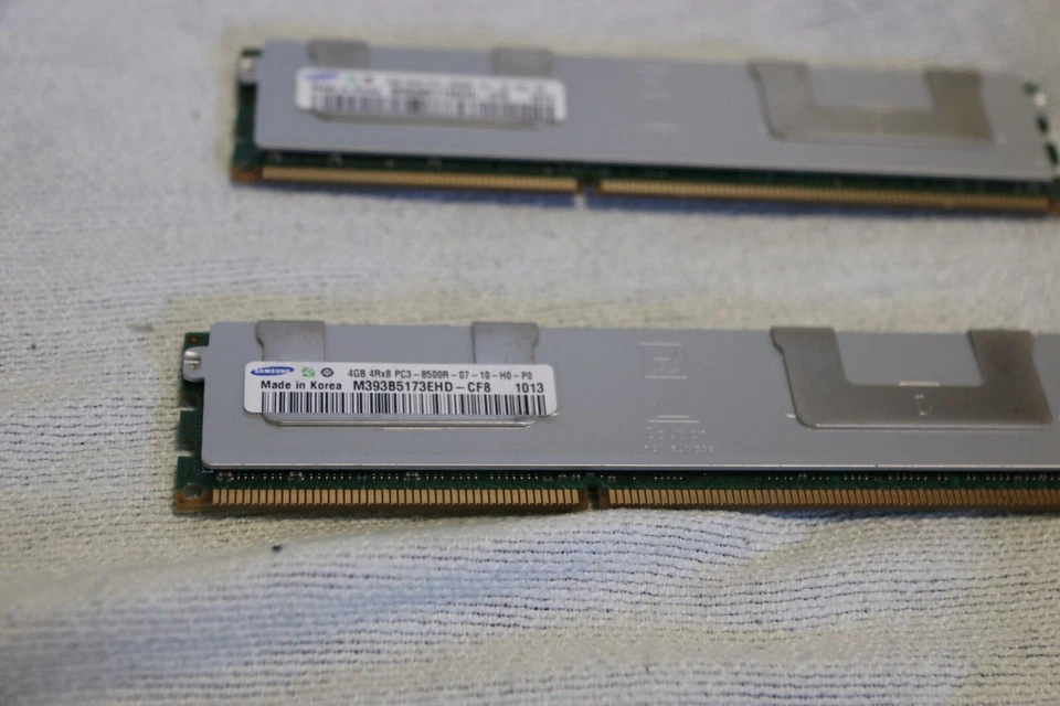 Samsung 2-  4GB 2RX4 PC3 8500R ECC modules total 8GB - Image 1 of 1