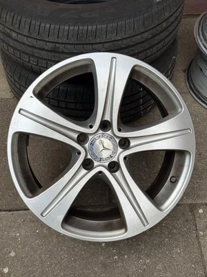 4 Felgen R17  2 Reifen Pirelli 225/55/17 - Bild 1 von 4