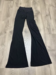 Entrepierna larga mediana AERIE Real Me Flare Hi Rise - Imagen 1 de 4