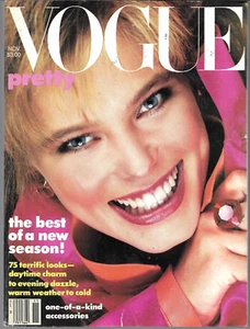 VOGUE Magazine  Nov 1985 - RENEE SIMONSEN cor - BROOKE SHIELDS - LISA HARTMAN - Picture 1 of 1
