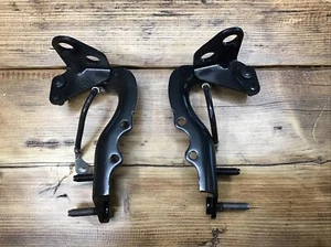 Land Rover Evoque luggage compartment hinges - Picture 1 of 3