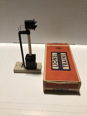 NOS Lionel Post War No. 253 Automatic Block Signal C-10 Madison Hardware - Image 1 of 4