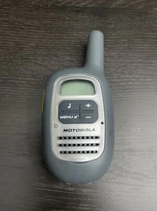 MOTOROLA FV200 TALKABOUT FRS/GMRS 2 WAY RADIO - Picture 1 of 5