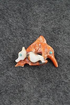 Dolphin Zuni Fetish Carving - Erick Lonjose Foto 1 de 4