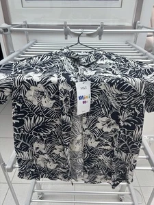 M&S BOYS black GREY and white hibiscus flowerPRINT SHORT SLEEVE shirt BNWT 12-13 - Picture 1 of 3
