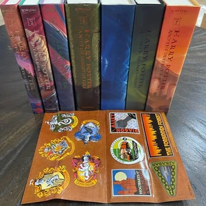 Harry Potter Boxed Set Hardcover Book 1-7 Trunk Chest Limited Edition New Books - Picture 1 of 21