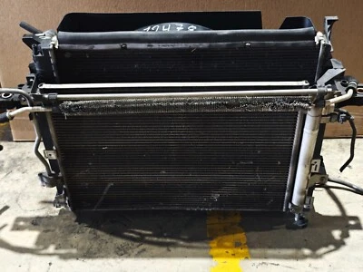 Conjunto de refrigeración condensador ventilador radiador Volvo XC90 2007 FABRICANTE DE EQUIPOS ORIGINALES 30776236 8623367 Foto 1 de 4