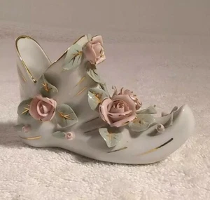 Weißer Porzellan Alladin Schuh mit rosa Rosen, gold vergoldet. Made in Italy 40er Jahre - Bild 1 von 12