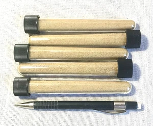 sand - set of five tubes of fine-grained dune sand derived from the Menefee Fm. - Imagen 1 de 1