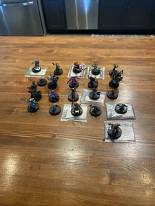WOW World of Warcraft Game  21 Miniatures Figures Some With Cards - Picture 1 of 13