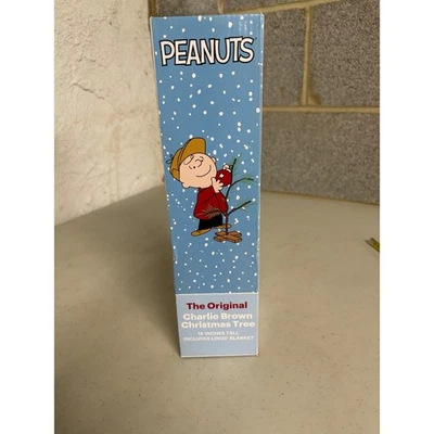 New- Peanuts Charlie Brown Christmas Tree Original Linus Blanket 18 Inch Tall - Image 1 of 3