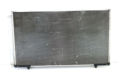 Конденсатор Toyota Sienna 3,5 л V6 2011-2016 годов выпуска 88460-08020 - Изображение 1 из 4