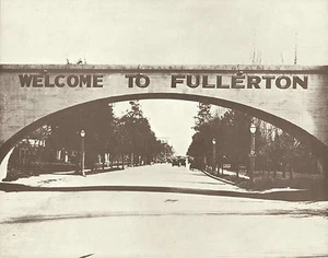 FULLERTON Pacific Electric Red Car WELCOME Bridge VINTAGE Photo Print 922 11x14 - Picture 1 of 1