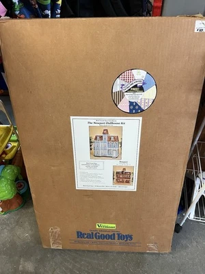 NUEVO Kit de casa de muñecas de madera Real Good Toys The Newport Batrie DH 71K 1:12 Realgood Foto 1 de 2