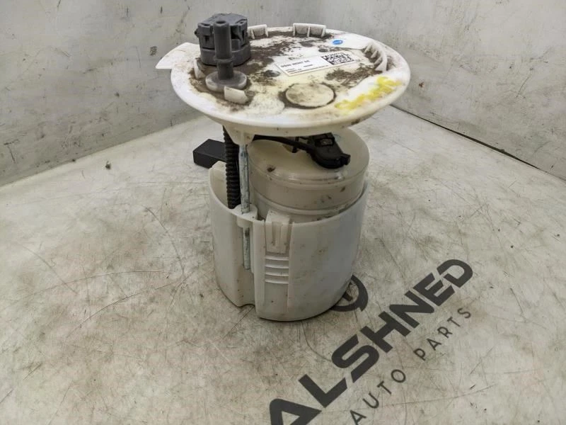 Conjunto de bomba de combustible Ford Fusion 2013-2019 2,5 L DG939H307DE OEM Foto 1 de 4