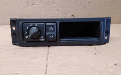 Chevrolet Venture LS 2004 control de pasajero trasero montado en el tablero Foto 1 de 4