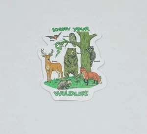 “Know Your Wildlife” Sticker Decal Humor Graphic Retro Vinyl Art Decor Tc6 - Picture 1 of 2