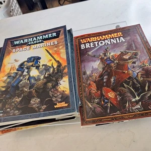Lote de 7 libros de bolsillo de Warhammer (40k Space Marine Codex + extra) - Imagen 1 de 4
