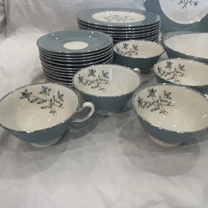 Kingsley by Lenox X-445 40 Piece Dinner Set - Picture 1 of 10