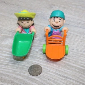 Little People Peanuts Lucy w/ Wheelbarrow & Linus w/ Cart Harvest Farmer - Picture 1 of 6