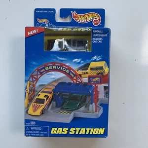 Vintage NOS Hot Wheels World Gas Station 1996 Play Set con convertibile nero come nuovo - Foto 1 di 9