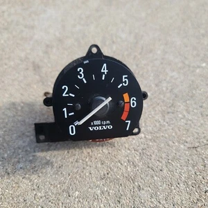 Volvo 240 Tachometer 1975-1981 4 Cylinder 242 244 245 Tested Early Style 6 260 - Picture 1 of 10