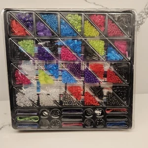 Monster High Fangtastic Jewelry Workshop Bracelet Necklace Bead Kit New No Box - Picture 1 of 9