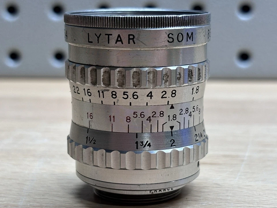 Nice SOM BERTHIOT LYTAR 1.8/25MM C-MOUNT LENS For BOLEX 16MM MOVIE CAMERA - Image 1 of 4